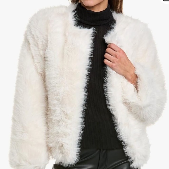 BCBGMAXAZRIA Women's Long Sleeve Round Neck Faux Fur Jacket SPL - Picture 3 of 4